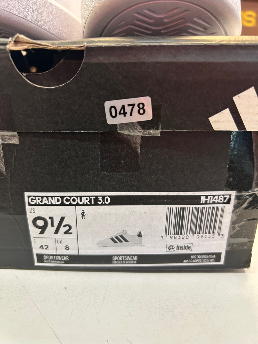adidas Grand Court 3.0 Womens Size 9.5 White Black Low Top Sneakers IH1487 - Picture 2 of 5